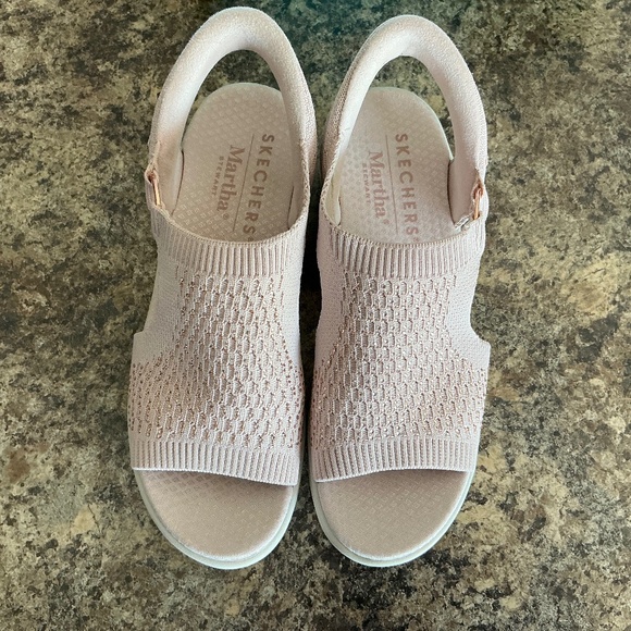 Sandals by Sketchers - Picture 1 of 1